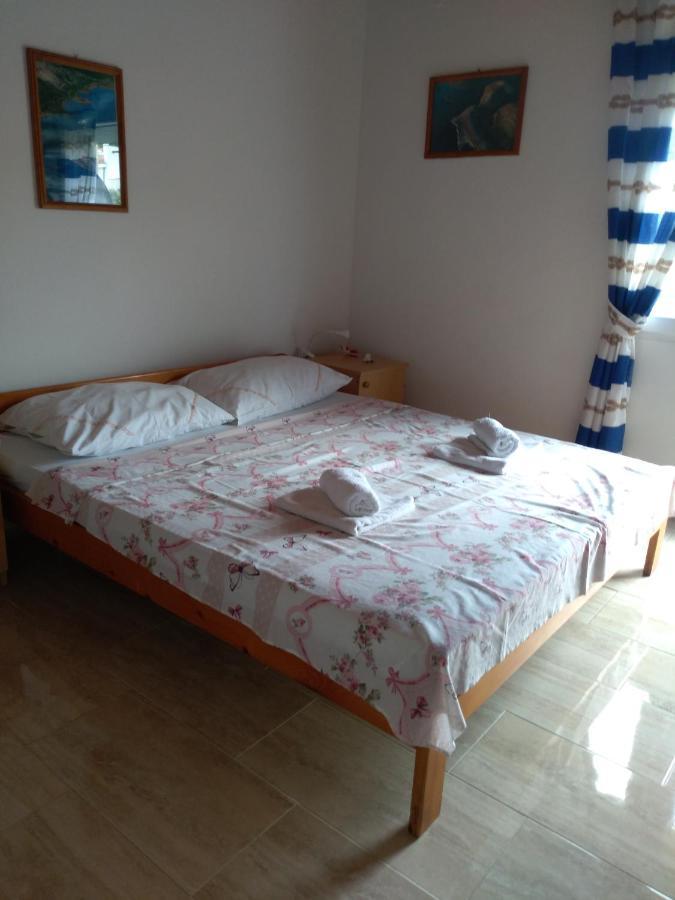 Apartment Stella Murter Buitenkant foto
