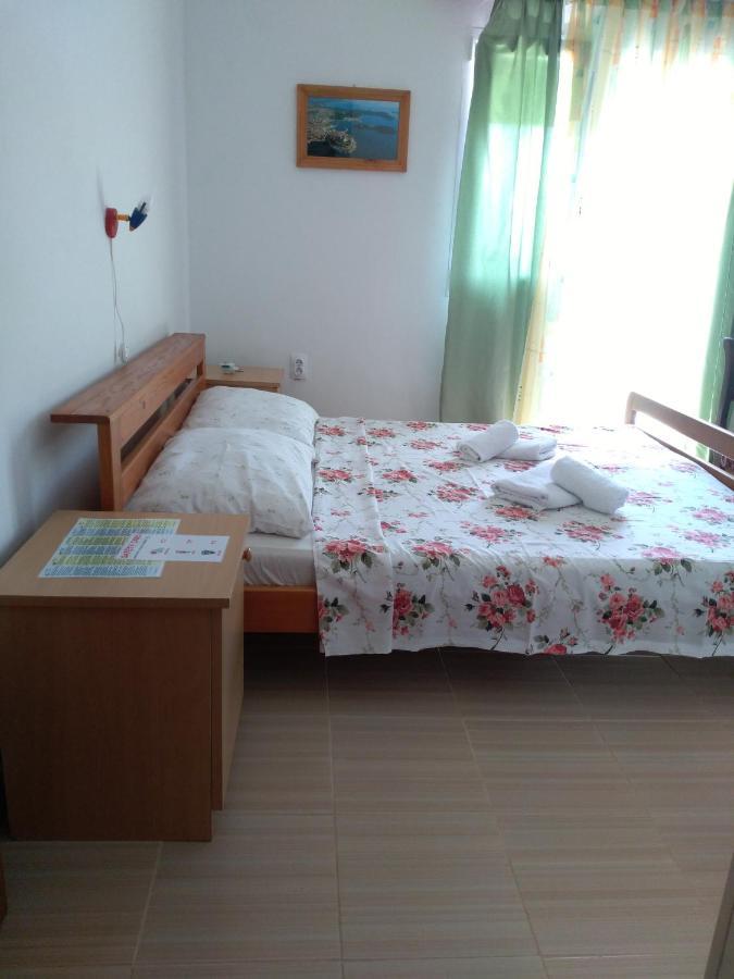 Apartment Stella Murter Buitenkant foto
